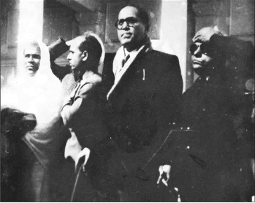 Dr. Babasaheb Ambedkar paying his last respect to Mahatma Gandhi